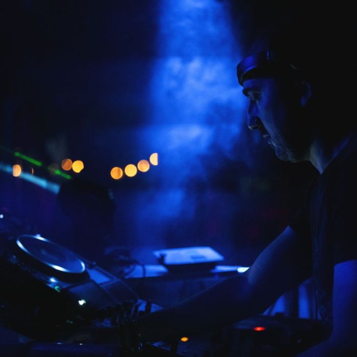 Set bote de nuit meilleur DJ Alan Parker LewisHaute Garonne