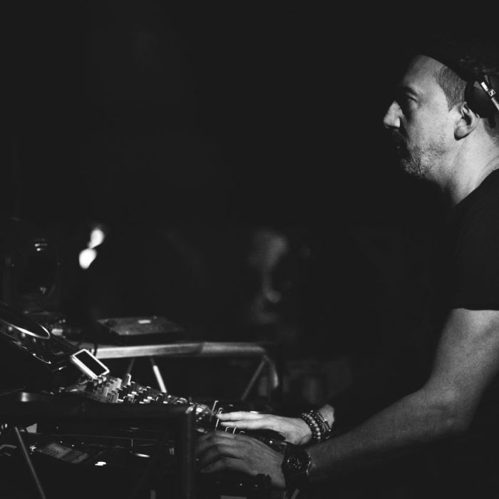 best DJ house Toulouse Haute Garonne festival electro booking dj mix set live